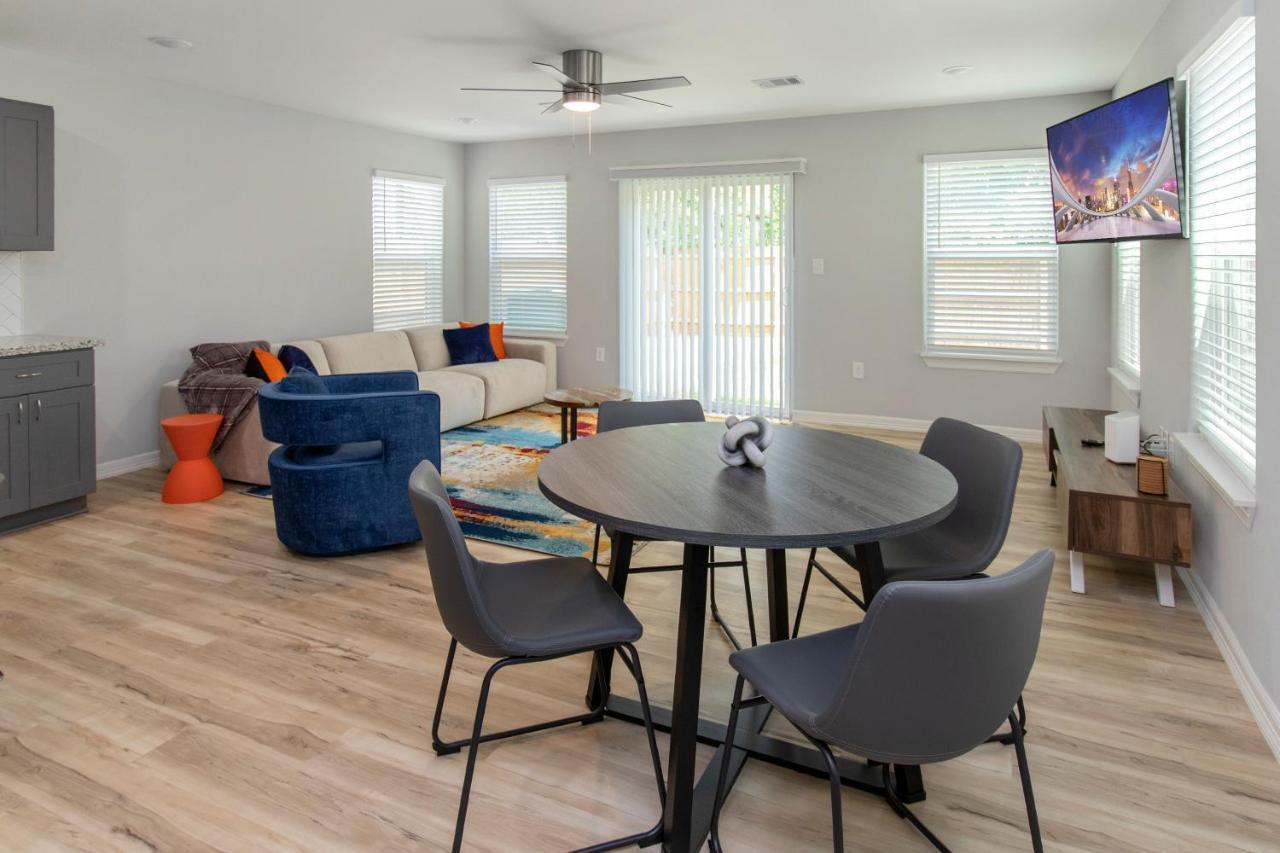 Villa Peerless Retreat - Minutes From Downtown Houston Esterno foto
