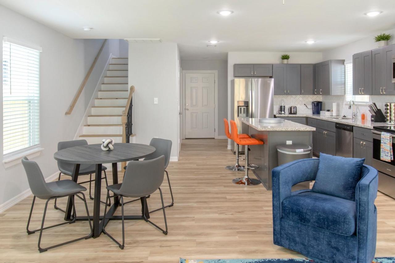 Villa Peerless Retreat - Minutes From Downtown Houston Esterno foto