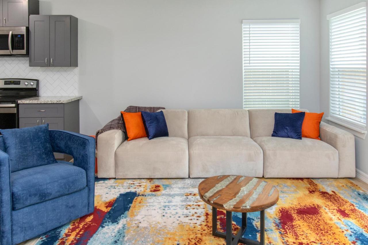 Villa Peerless Retreat - Minutes From Downtown Houston Esterno foto