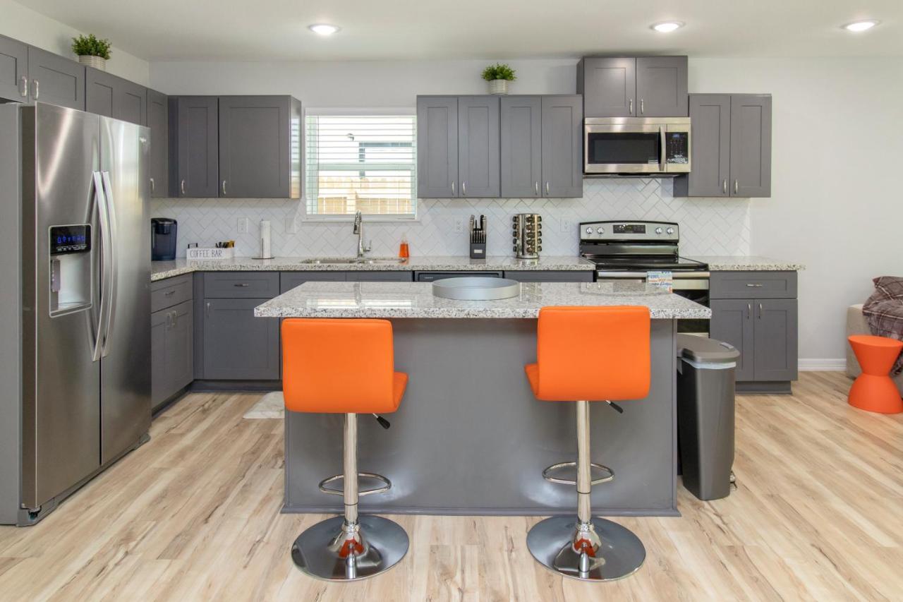 Villa Peerless Retreat - Minutes From Downtown Houston Esterno foto
