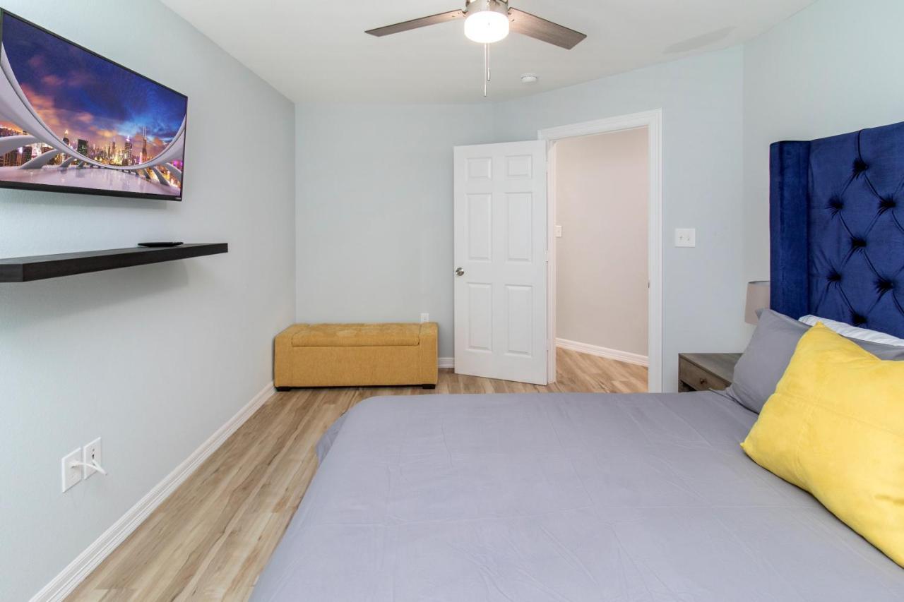 Villa Peerless Retreat - Minutes From Downtown Houston Esterno foto